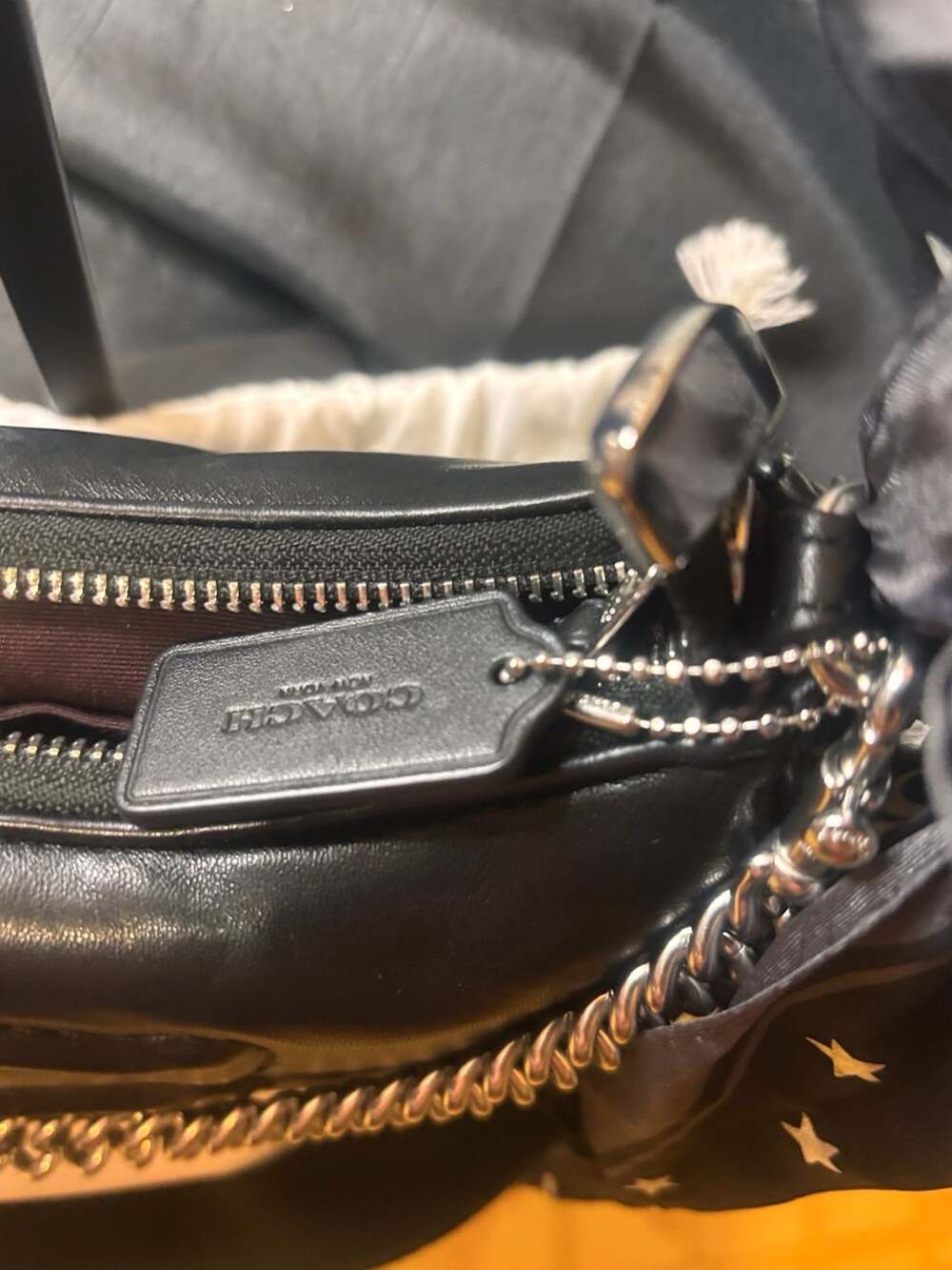 Coach Teri Shoulder Bag Black Quilted Leather including the Coach scarf - Picture 8 of 8